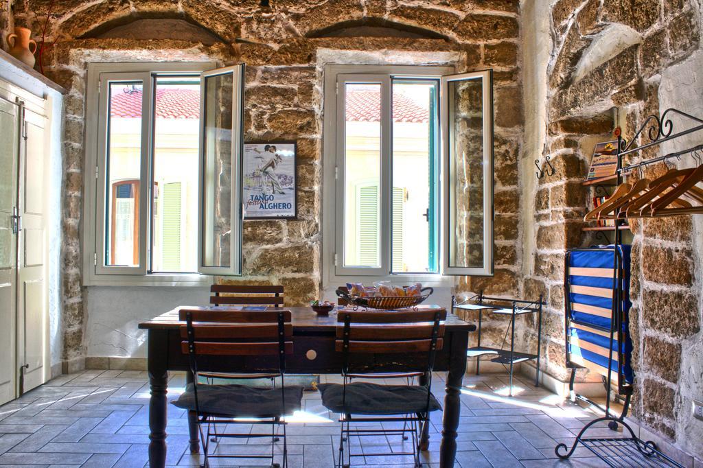Aigua Hotel Alghero Bagian luar foto